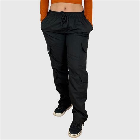 calça tactel feminina - jaqueta preta feminina